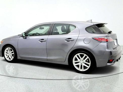 Used 2016 Lexus CT 200h w/ Seat Comfort Package FWD image 7