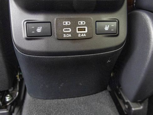 Used 2024 Subaru Outback Touring XT AWD/4WD image 44