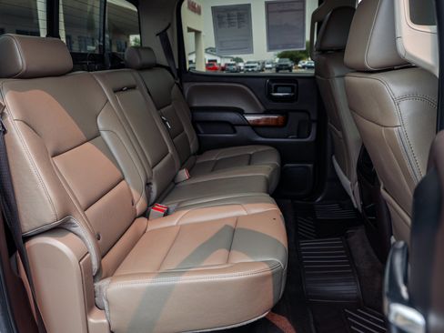 Used 2017 GMC Sierra 1500 SLT w/ Texas SLT Premium Package AWD/4WD image 13
