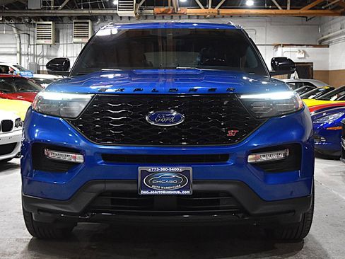 Used 2021 Ford Explorer ST w/ Equipment Group 401A AWD/4WD image 2