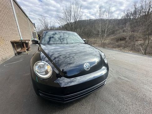 Used 2013 Volkswagen Beetle 2.5 image 11