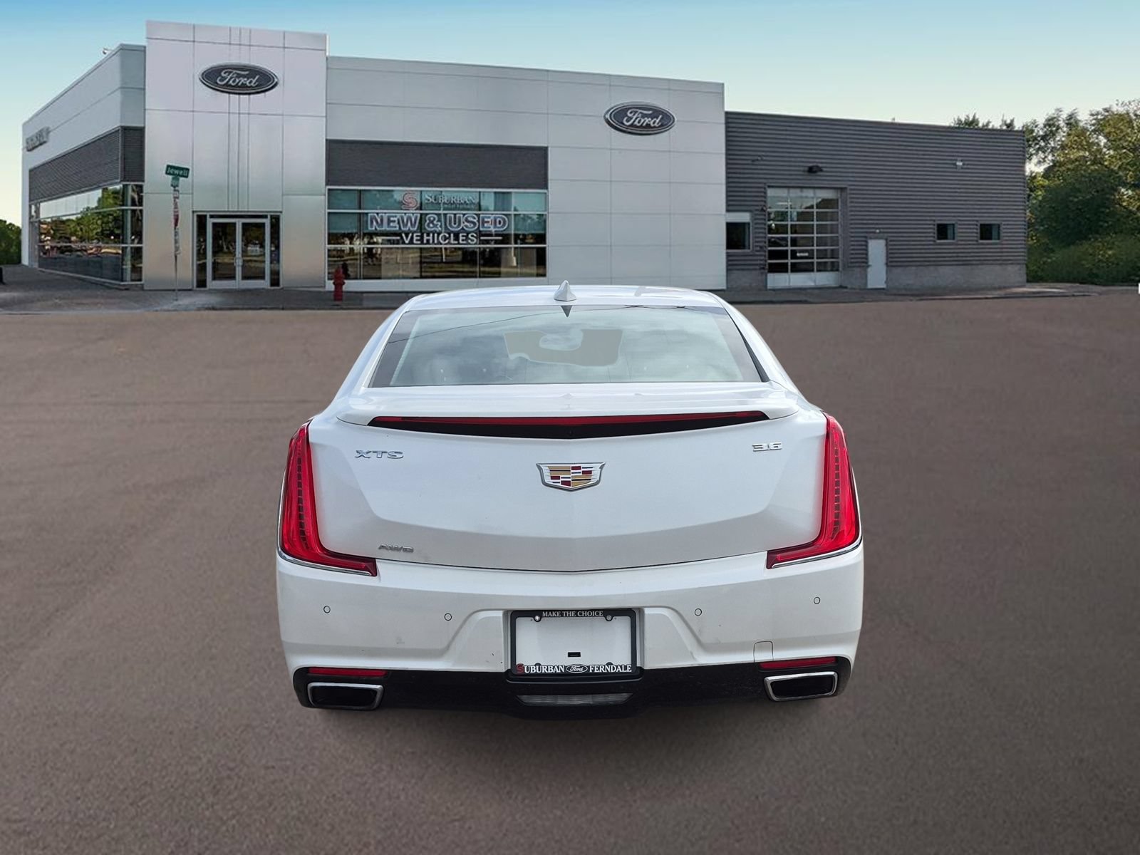 Used 2018 Cadillac XTS Luxury w/ Driver Awareness Package AWD/4WD image 8