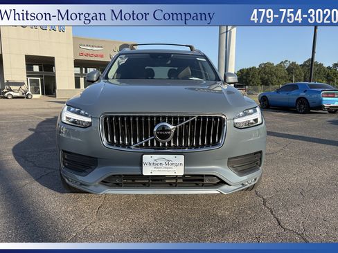 Used 2021 Volvo XC90 T6 Momentum AWD/4WD image 2