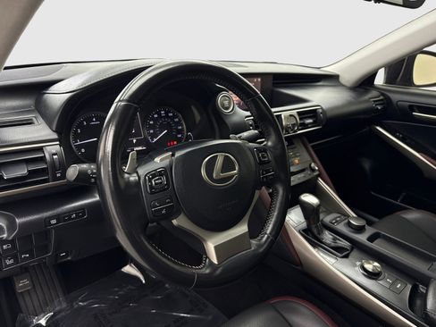 Used 2019 Lexus IS 300 w/ Premium Package RWD image 18