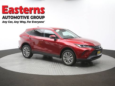 Used 2024 Toyota Venza LE AWD/4WD image 49
