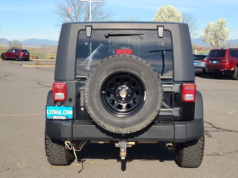 Used 2009 Jeep Wrangler X image 14