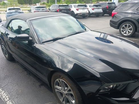 Used 2014 Ford Mustang Premium w/ Comfort Package RWD image 5