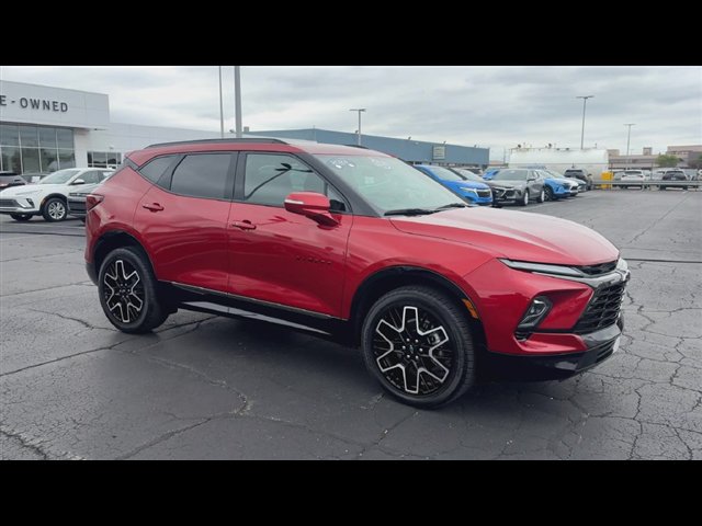 Certified 2024 Chevrolet Blazer RS FWD image 2