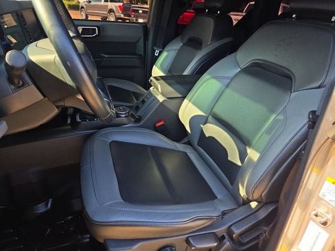 Used 2024 Ford Bronco Black Diamond AWD/4WD image 13