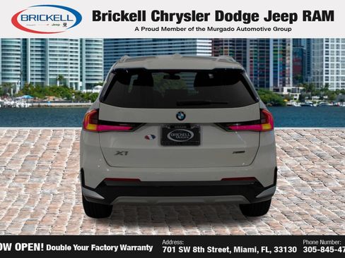 Used 2025 BMW X1 xDrive28i AWD/4WD image 5