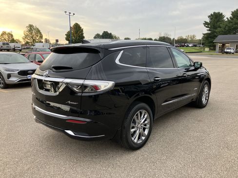 Used 2023 Buick Enclave Avenir w/ Avenir Technology Package image 6