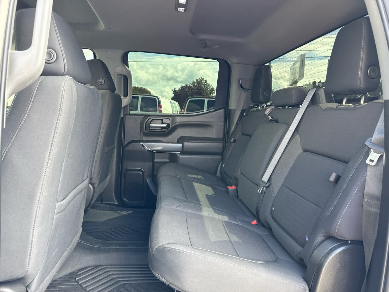 Certified 2022 Chevrolet Silverado 1500 RST AWD/4WD image 21