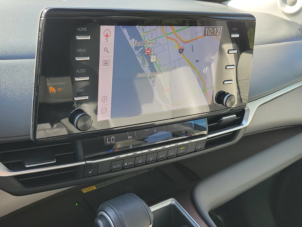 Certified 2021 Toyota Sienna XLE w/ XLE Plus Package FWD image 15