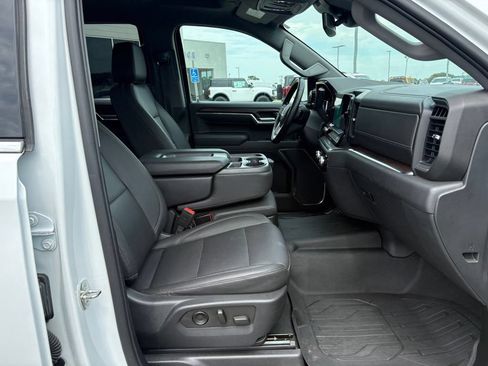 Used 2023 GMC Sierra 1500 SLT AWD/4WD image 23