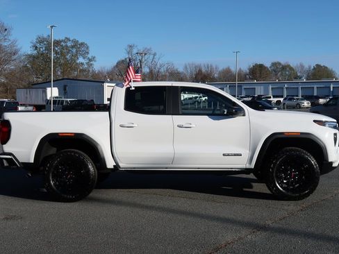 New 2026 GMC Canyon Elevation w/ Convenience Package image 3