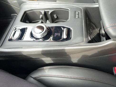 New 2026 Jeep Cherokee Limited image 28