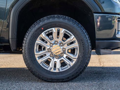 Used 2022 GMC Sierra 2500 Denali image 9