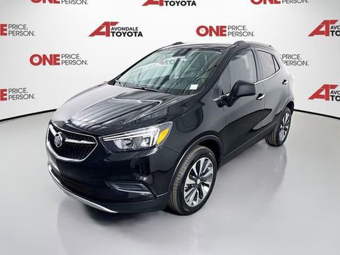Used 2022 Buick Encore Preferred w/ Safety Package image 3