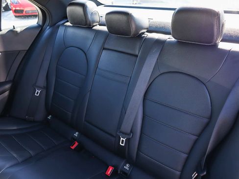 Used 2018 Mercedes-Benz C 300 Sedan image 25