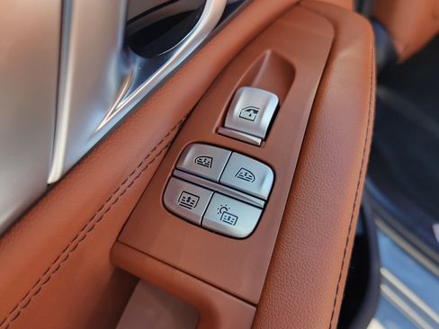 Used 2025 BMW X7 M60i w/ Executive Package AWD/4WD image 14