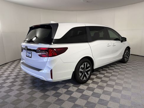 New 2026 Honda Odyssey EX-L image 9