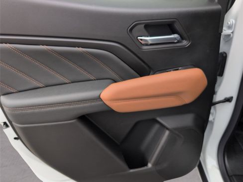 New 2026 GMC Canyon AT4 w/ Nightfall Essentials Package image 31