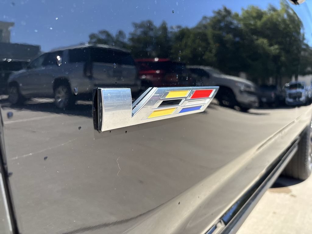 Certified 2025 Cadillac Escalade V AWD/4WD image 38