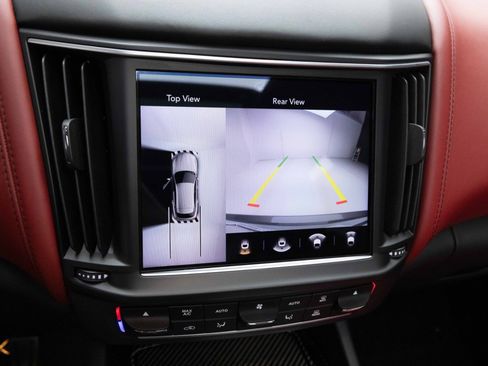 Used 2021 Maserati Levante S GranSport AWD/4WD image 36