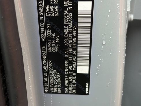 Used 2024 Volvo XC90 B6 Plus AWD/4WD image 28