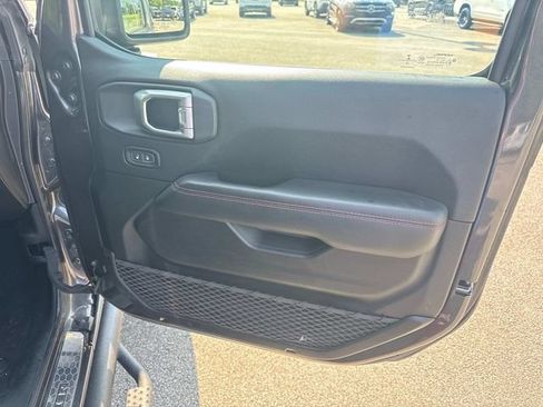 Used 2020 Jeep Wrangler Unlimited Rubicon AWD/4WD image 22