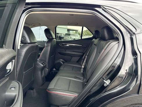 Used 2022 Buick Envision Essence w/ Sport Touring Package FWD image 13