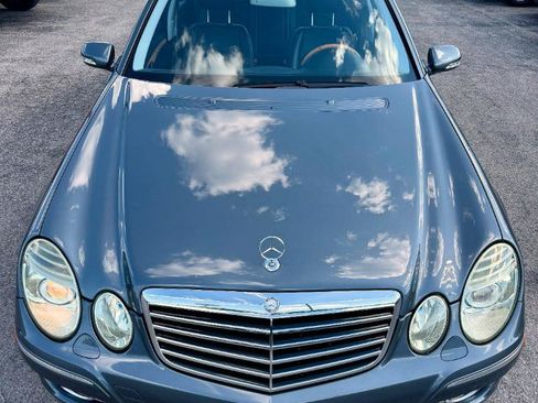 Used 2008 Mercedes-Benz E 350 4MATIC Sedan image 10