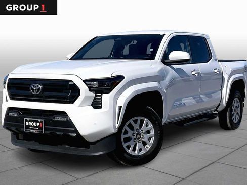 Used 2024 Toyota Tacoma SR5 image 1