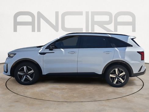 Certified 2023 Kia Sorento EX w/ Panoramic Sunroof Package FWD image 5