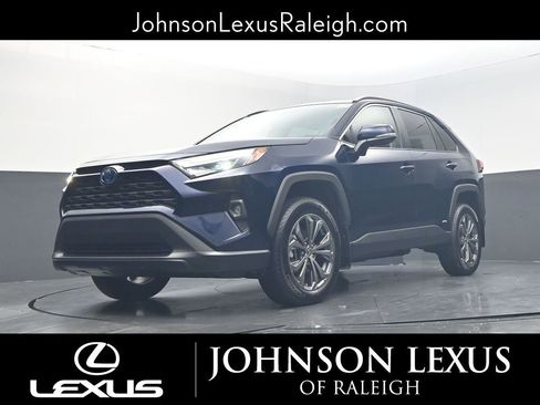 Used 2024 Toyota RAV4 XLE Premium w/ Weather Package AWD/4WD image 16
