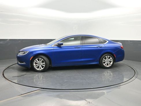 Used 2016 Chrysler 200 Limited FWD image 1
