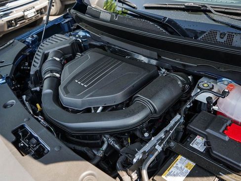 New 2026 Buick Enclave Preferred w/ LPO, All-Weather Package AWD/4WD image 7