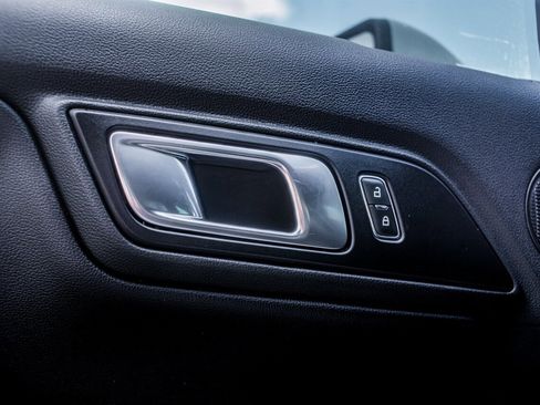 Used 2021 Ford Mustang Premium image 14