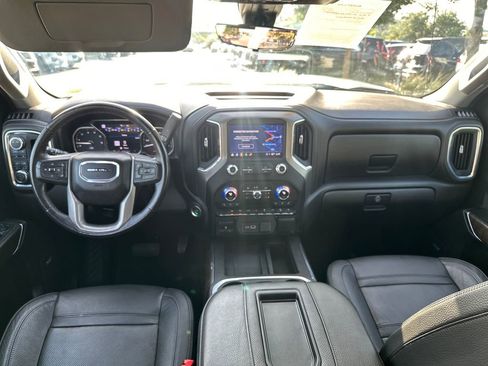Used 2022 GMC Sierra 1500 Denali w/ Denali Reserve Package AWD/4WD image 32
