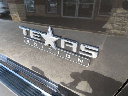 Used 2021 Chevrolet Silverado 2500 LT w/ Texas Edition AWD/4WD image 15