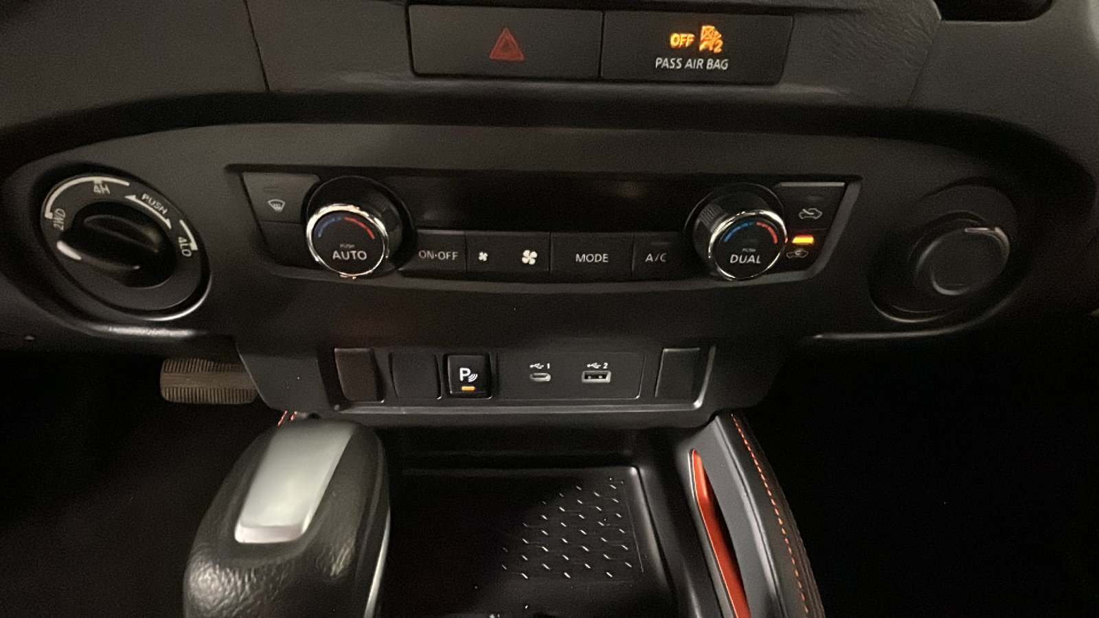 Used 2023 Nissan Frontier PRO-4X w/ Technology Package AWD/4WD image 27