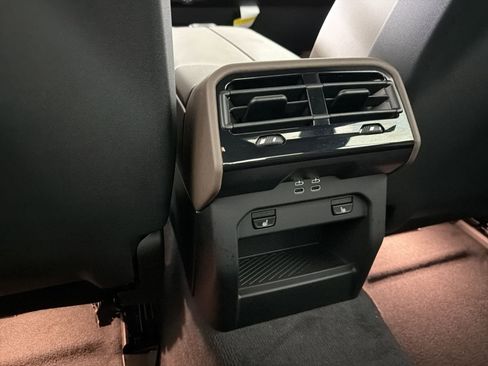 New 2027 BMW 530i xDrive AWD/4WD image 31