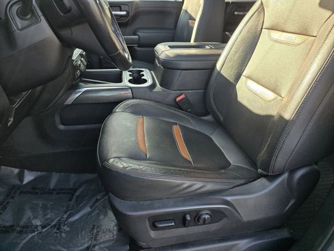 Used 2021 GMC Sierra 1500 AT4 w/ AT4 Preferred Package AWD/4WD image 37