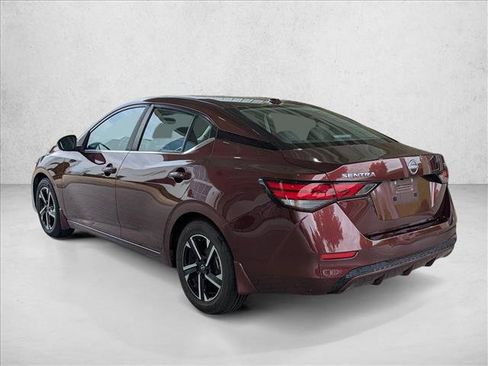 Used 2024 Nissan Sentra SV FWD image 8