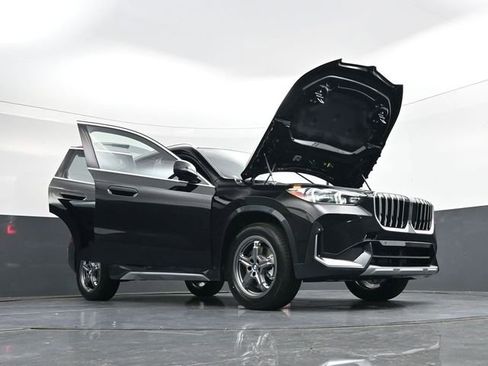 New 2025 BMW X1 xDrive28i w/ Convenience Package image 41