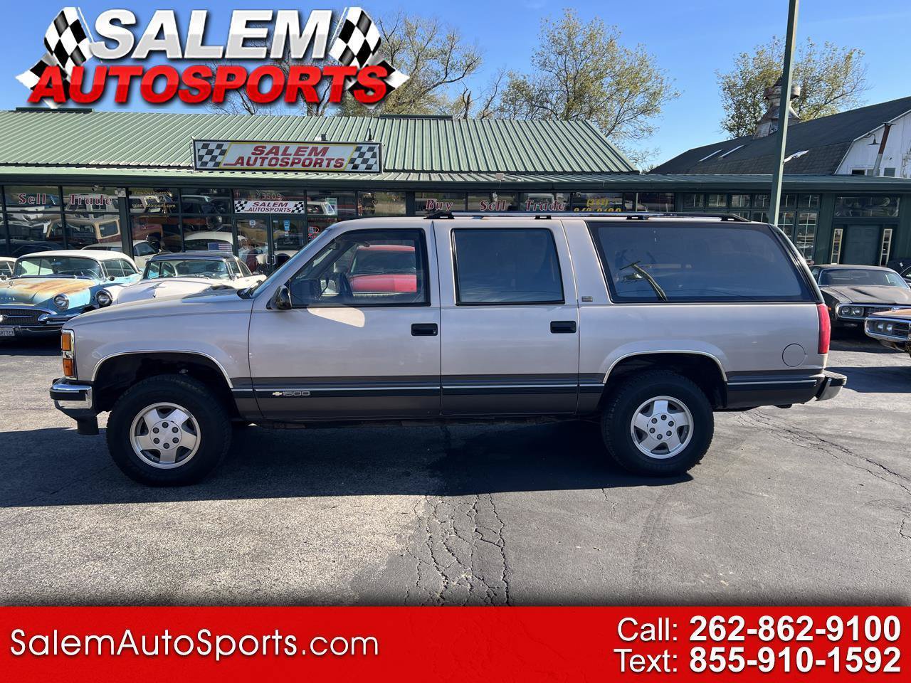 Used 1992 Chevrolet Suburban 4WD image 1