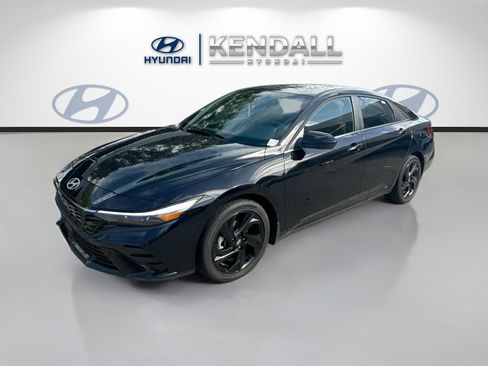 Used 2026 Hyundai Elantra SEL Sport Premium FWD image 3