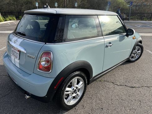 Used 2013 MINI Cooper Hardtop image 4