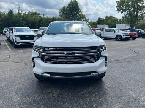 Used 2023 Chevrolet Tahoe Premier w/ Premium Package 2 AWD/4WD image 2