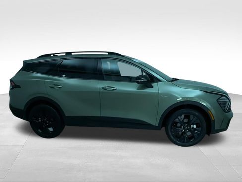 Certified 2025 Kia Sportage X-Line w/ Premium Package AWD/4WD image 2